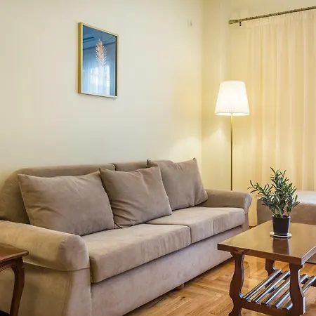 Chic Flat In Kolonaki Next To American Embassy