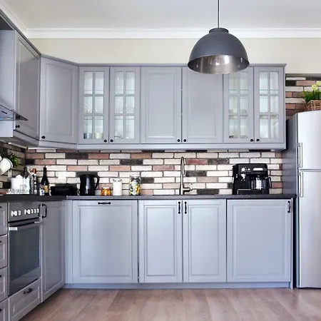 3 Bedrooms In City Center Apartment *