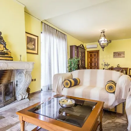 Appartamento 3 Bedroom In Acropolis Area *