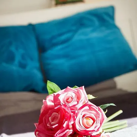 Chloe Boutique Metropolis Apartment *