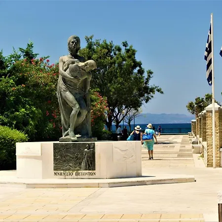 Zefyros Super Cool Next To Alimos Riviera *