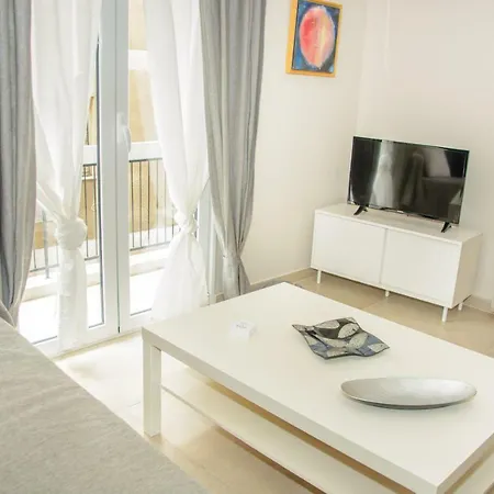 Apartment Neighborly Nest - In The Heart Of *