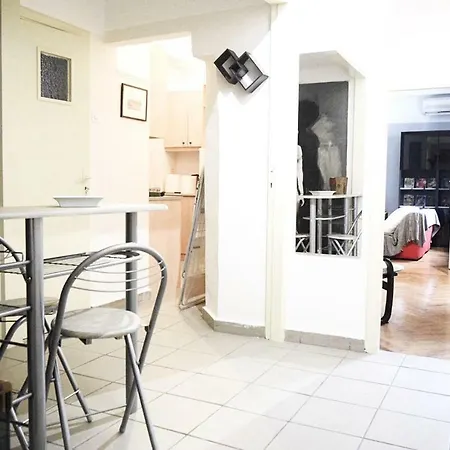 Luxury 3bdroom View Center Apartment