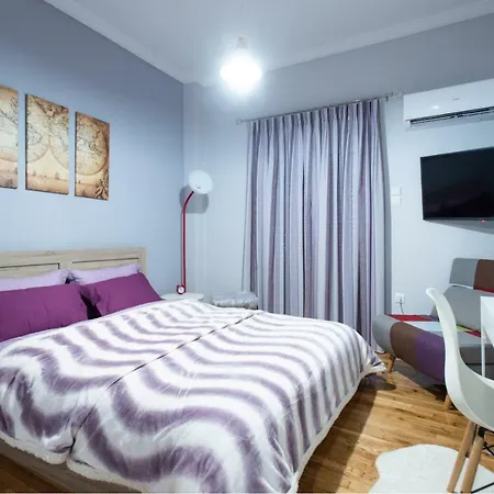 Cozy And Modern Athens