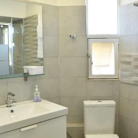 With Rooftop Terrace & Acropolis View Apartment Athens