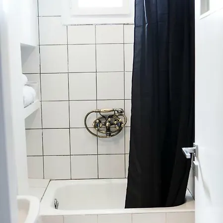 Located Executive In Maroussi. Apartment *