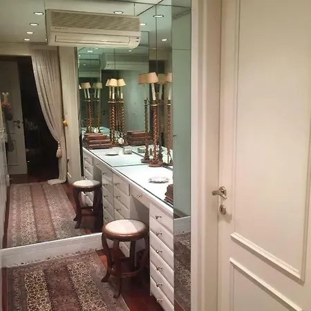 Luxury Penthouse With Private Roof Swimming Pool Apartment *