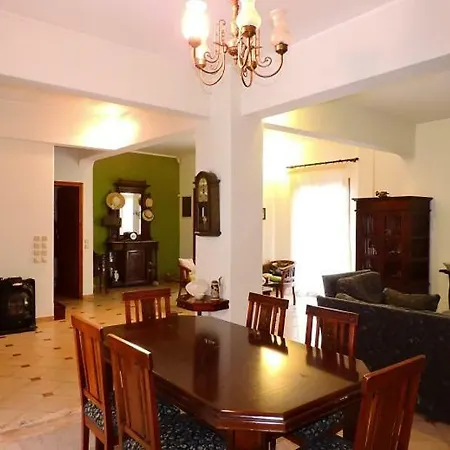 Homestay Stamatina's House *