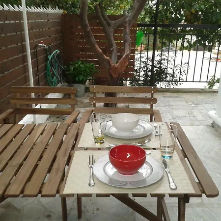 Luxury 1.3 Km From @ 1km From Metro *