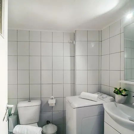 Apartment Stylish Next To Thiseio And Keramikos Athens