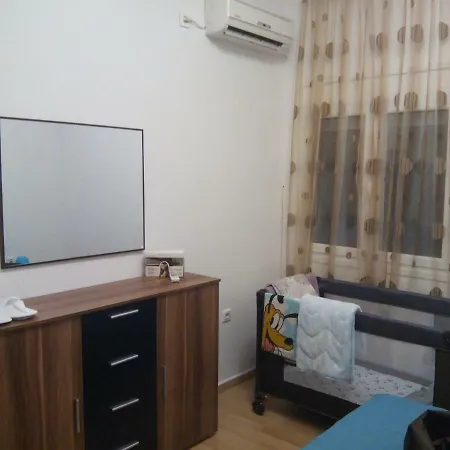 Apartman Manolitos 5 *