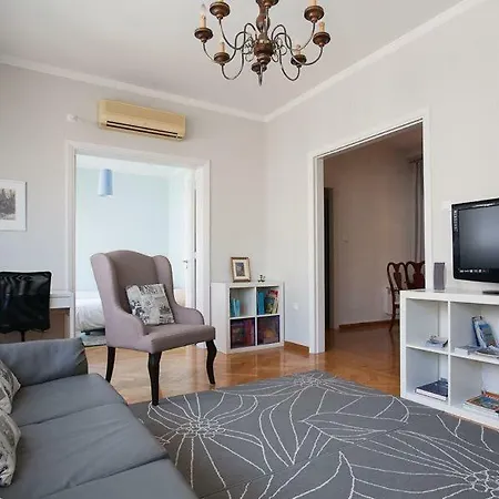 Apartment Ermou 44 - Family
