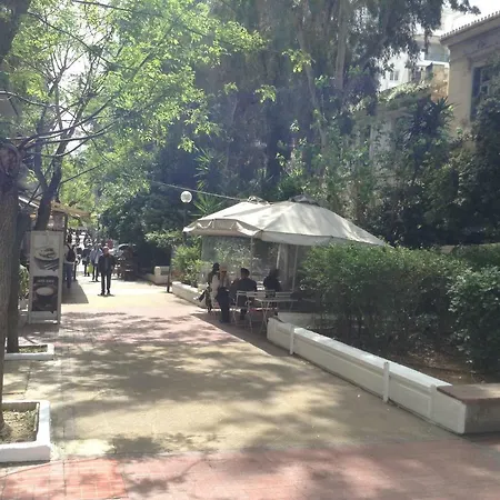 Kleopatra In Acropolis Apartman
