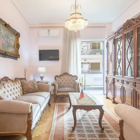 Apartment Lovely In