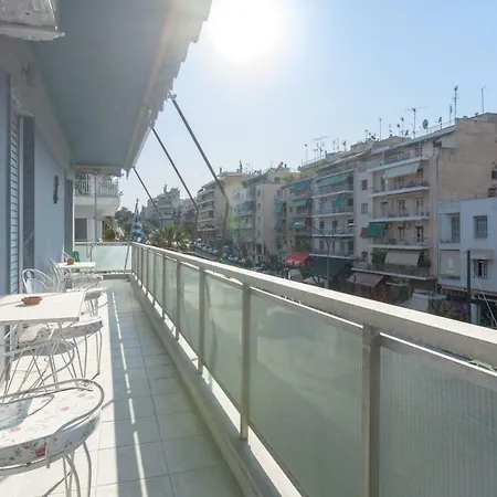 Apartment Lovely In