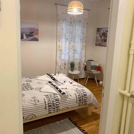 La Vie En Rose Studio,close To Beach, Paleo Faliro