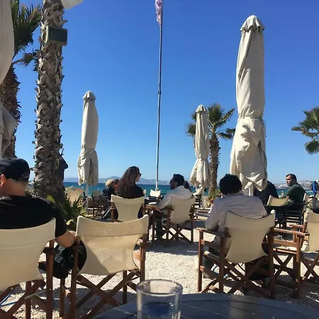 La Vie En Rose Studio,close To Beach, Paleo Faliro * Athens