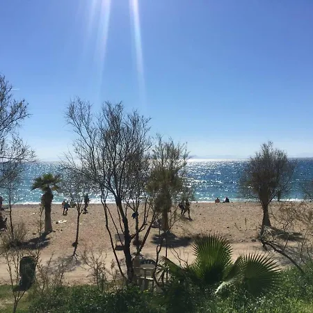 La Vie En Rose Studio,close To Beach, Paleo Faliro * Athens