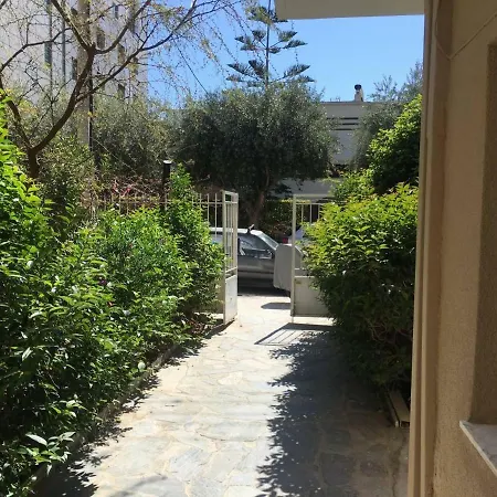 La Vie En Rose Studio,close To Beach, Paleo Faliro Athens