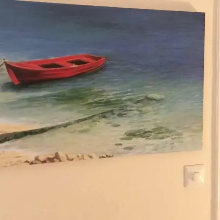La Vie En Rose Studio,close To Beach, Paleo Faliro Apartment