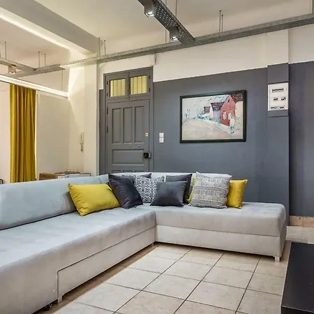 Renovated Loft At The Center Of Monastiraki * Athens