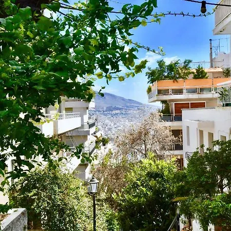 Comfortable, Spacious @ Kolonaki Apartment Athens