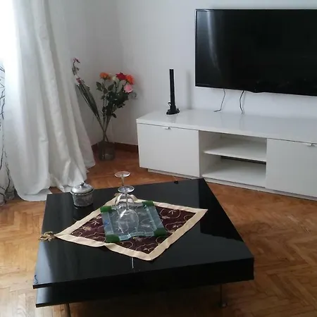 αnna's 2 .holidays In Beautiful Apartment *