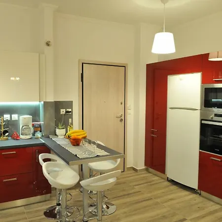 Cozy Acropolis Apartment *