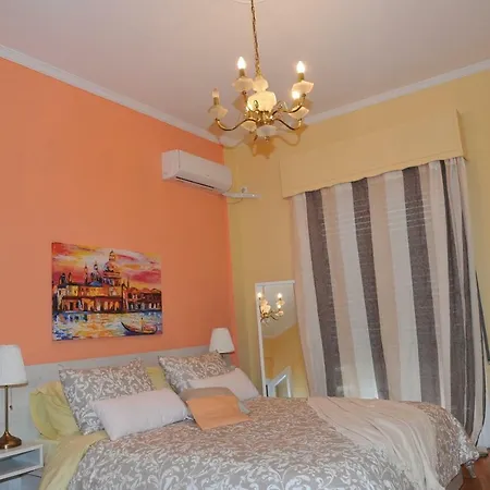 Cozy Acropolis *