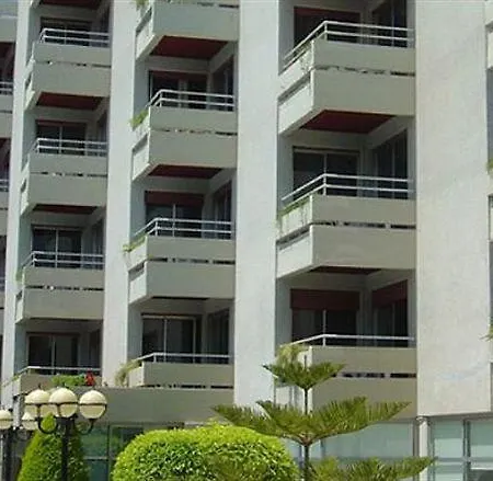 Oasis 4*
