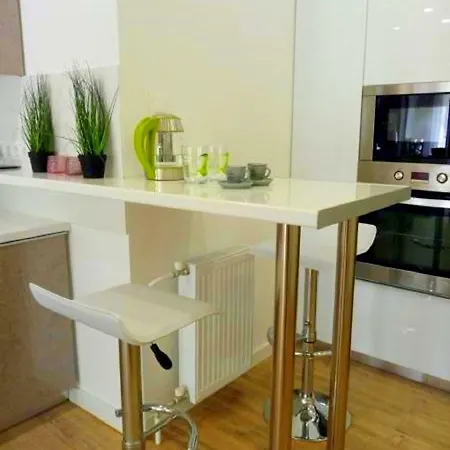 Sweet Near The Beach In The Best Area Of Apartment Athens