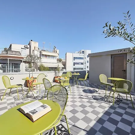 Be Based Near Acropolis, In An Exquisite Studio! * Athens