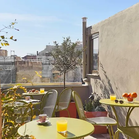 Be Based Near Acropolis, In An Exquisite Studio! Athens
