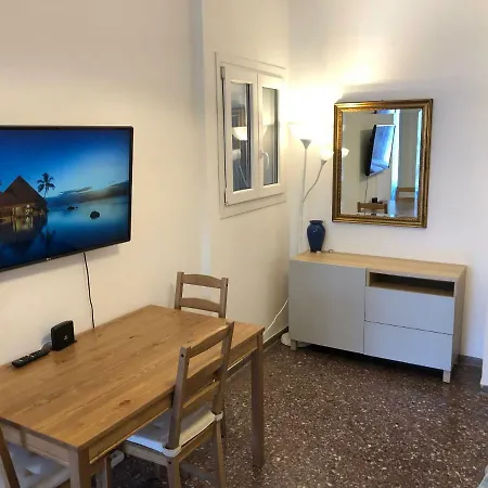 Metaxourgio Spacious Two Bedroom Apartment Athens