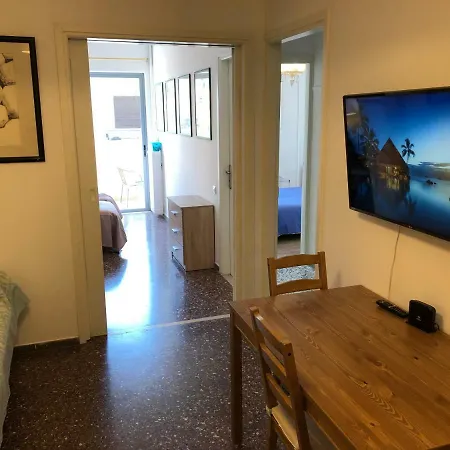 Διαμέρισμα Metaxourgio Spacious Two Bedroom Αθήνα