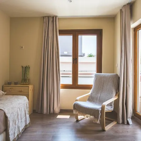 Stone House Near Acropolis - Living Stone Diamond *