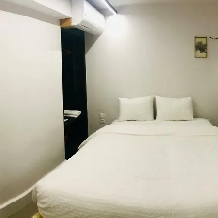 Apartment Athos 18 Kolonaki Square Central!!! Athens