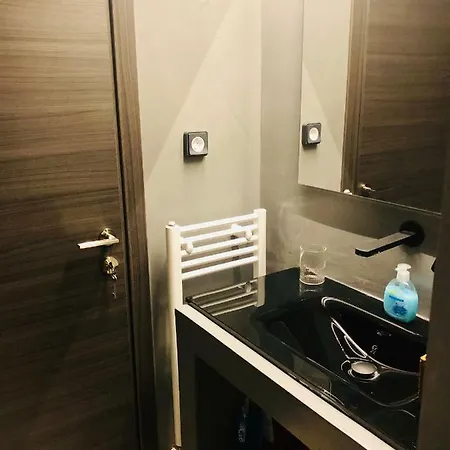 Athos 18 Kolonaki Square Central!!! Apartment