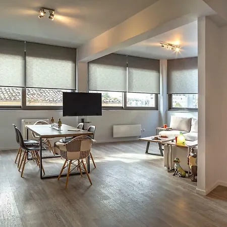 Apartment The 2 Bdrs/2 Baths Luxury