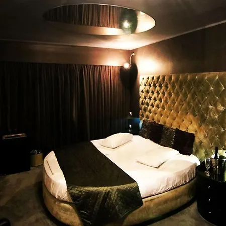 The Crystal Blue Hotel Athen