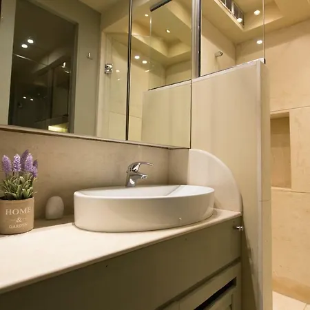 Plaka360 Apartment *
