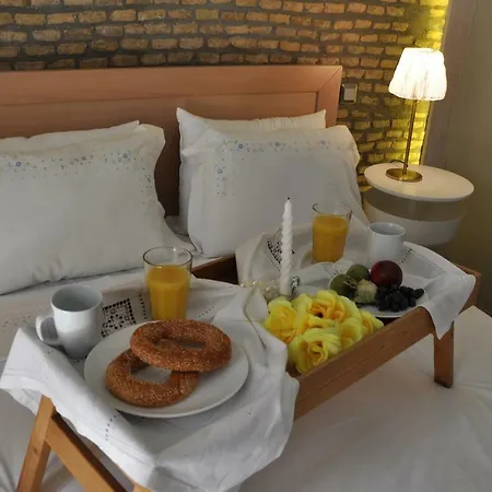 Historic Centre Renovated Apartment
