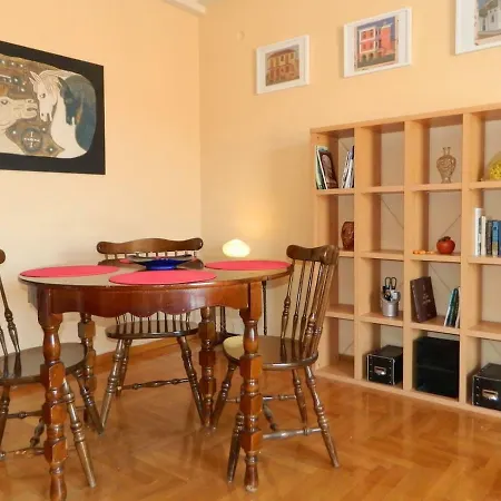So - Charming 1bd Flat, Large Terrace, Acropolis View Apartment