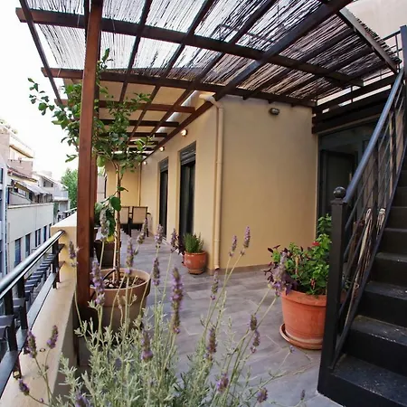 Historic Centre Renovated Apartment Athens