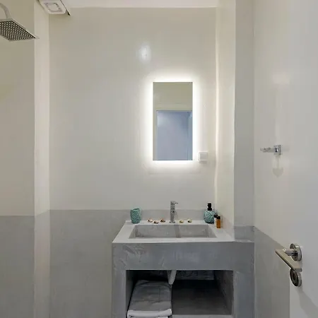 Athenian Lofts Apartment *