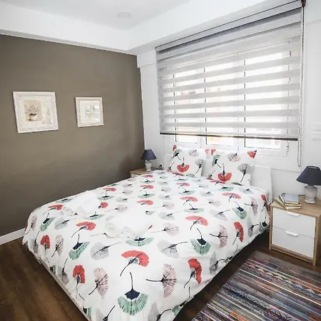 Ziva - 4th Floor - Renovated 2019 Apartment *