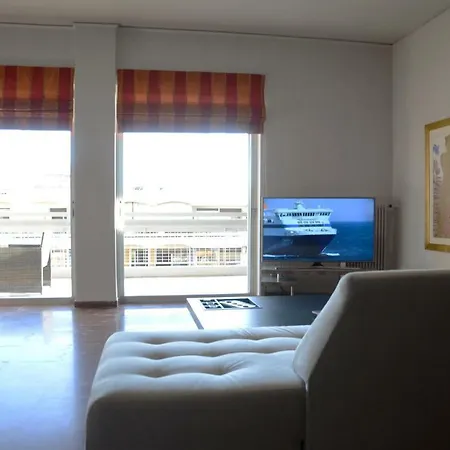 Modern & Classy Αθήνα