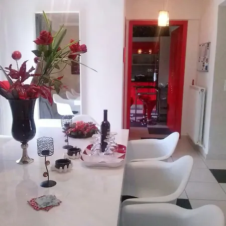 Greek Hospitality 2 Homestay *