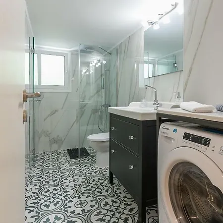 Apartment Splash Of Glam Ii 10 Steps From Acropolis Athens