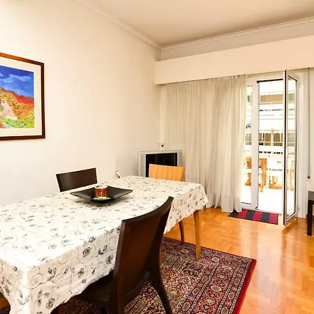 Acropolis Area 5 Minutes To The Museum And Metro Apartment Athens
